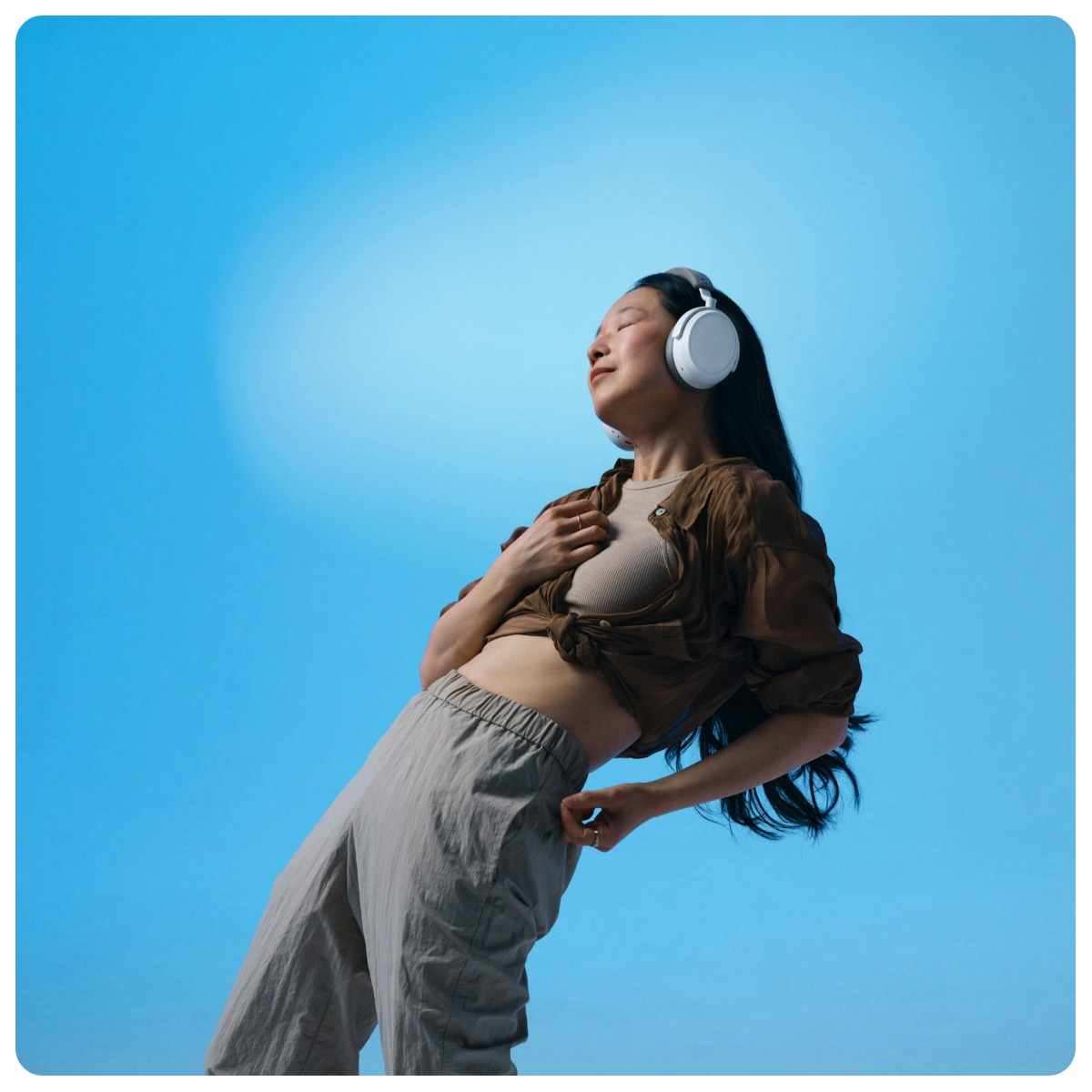 Sennheiser-Momentum-4-08