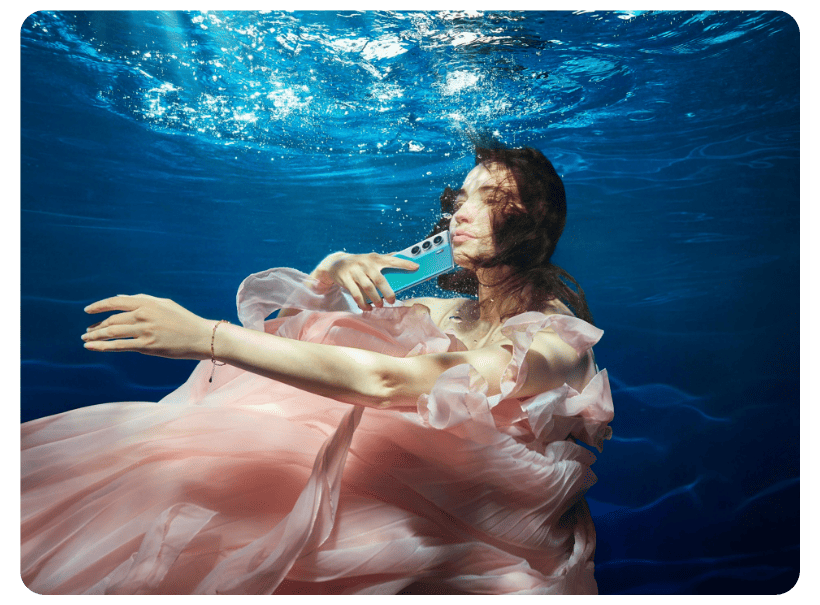 Tecno-Camon-40-Pro-14